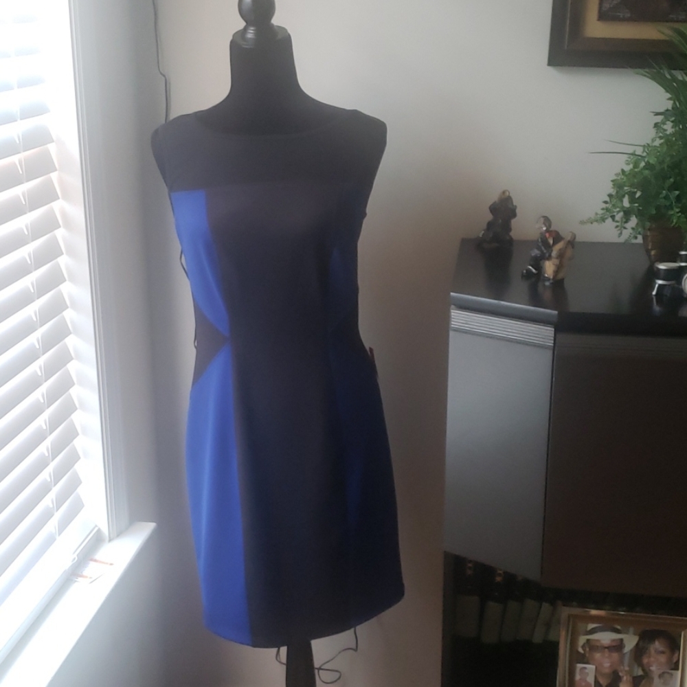 Dress mid size